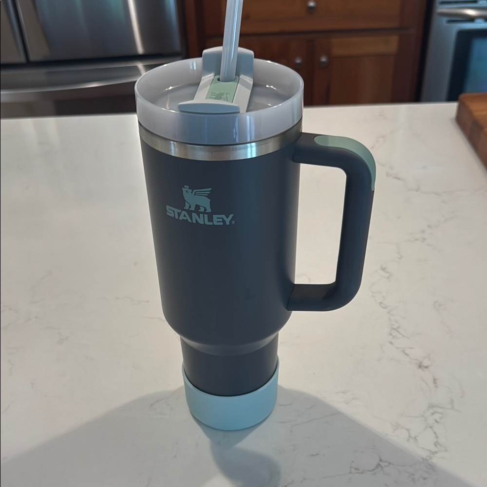 Stanley Gray and Blue Insulated Mug with Handle